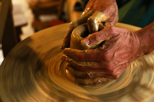 handmade-ceramics-pottery-workshop-22823
